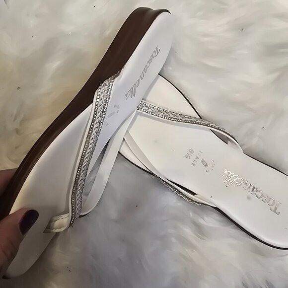 White Sparkle Dressy Flip Flops - Picture 3 of 4